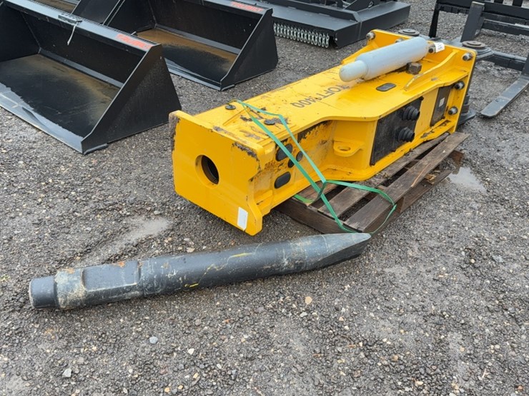 #2046-•-toft-1400-excavator-hyd-breaker-image-1