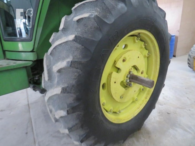 john-deere-4430-image-8
