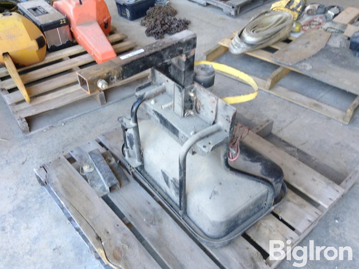 fimco-receiver-hitch-mount-rotary-seeder/spreader-image-7