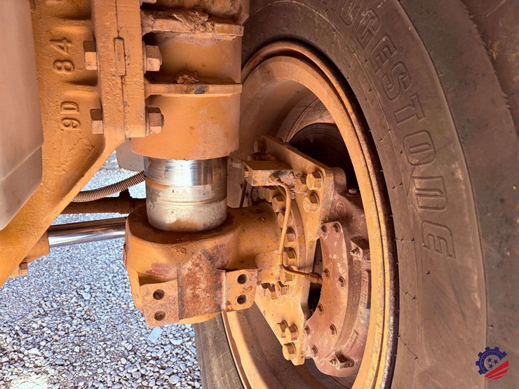 1990-caterpillar-769c-image-46