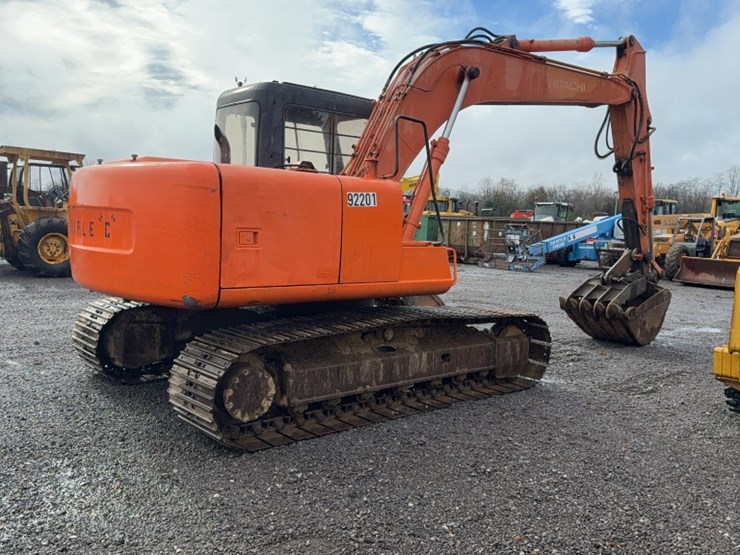 hitachi-ex120-2-image-8