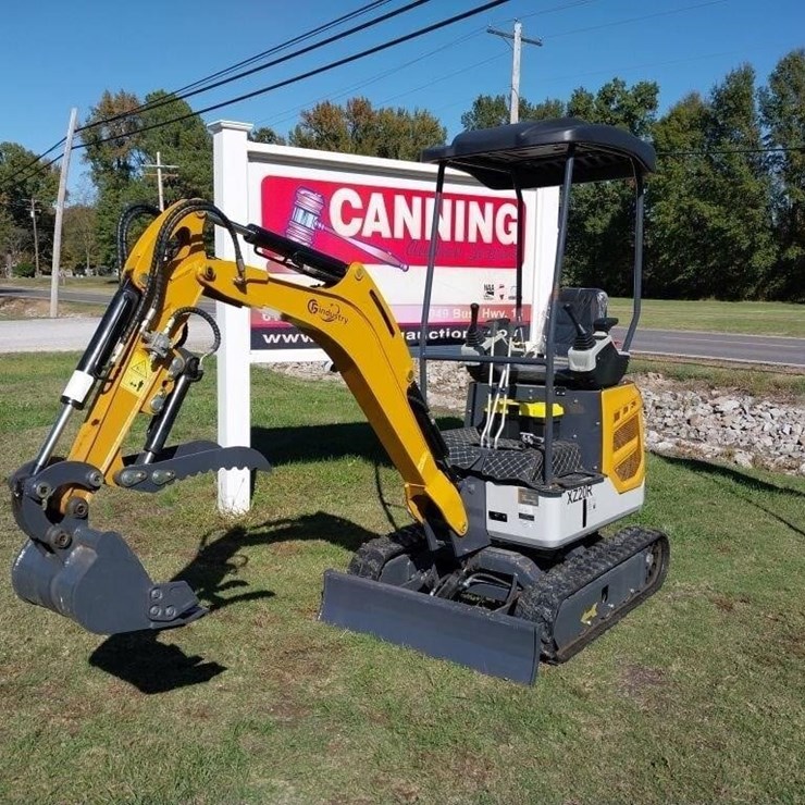 NEW CFG Industry Gas Mini Excavator w/ HYD Thumb