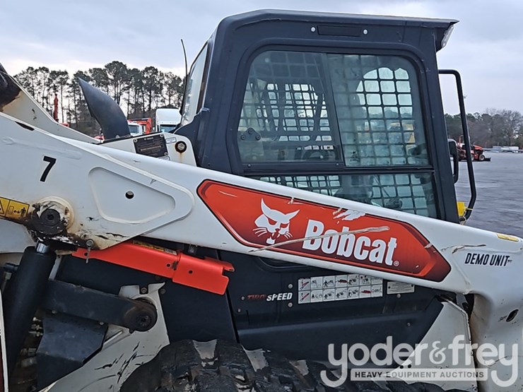 2020-bobcat-t76-image-22