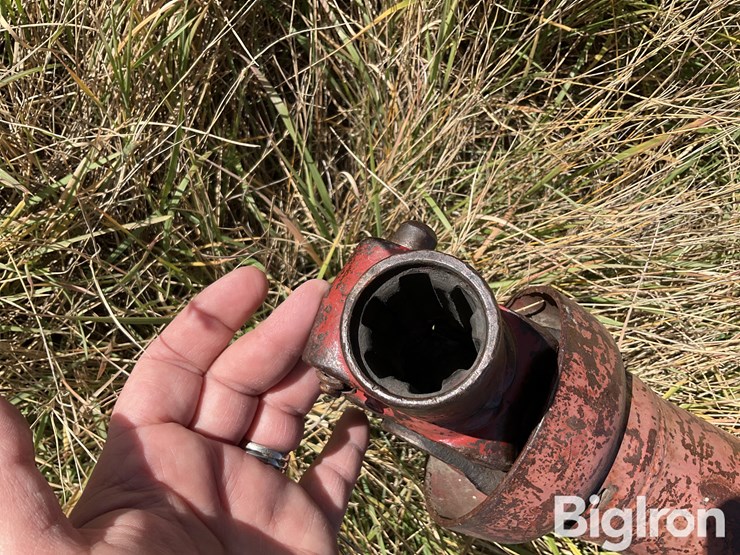 hutchinson-8x57-image-11