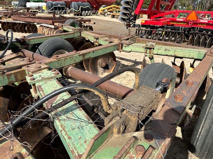 john-deere-635-image-28
