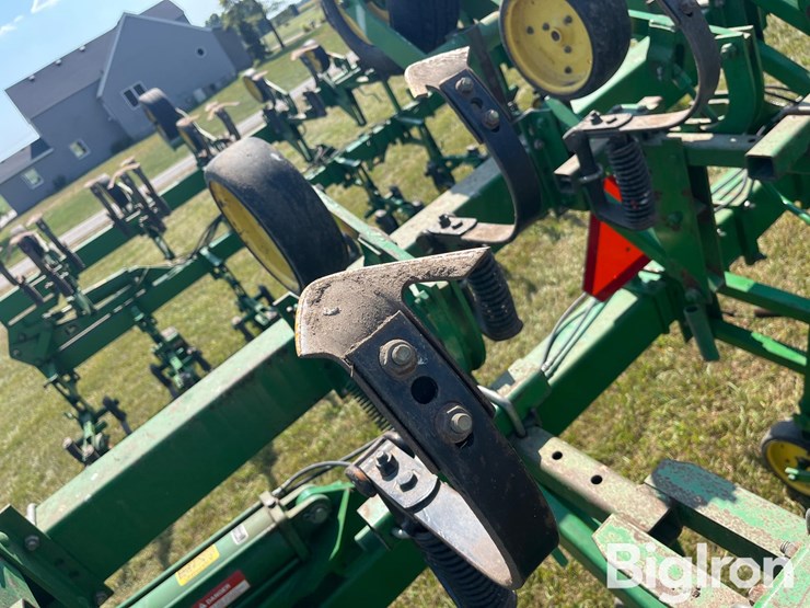 john-deere-845-image-20