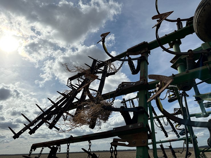 john-deere-38-image-47