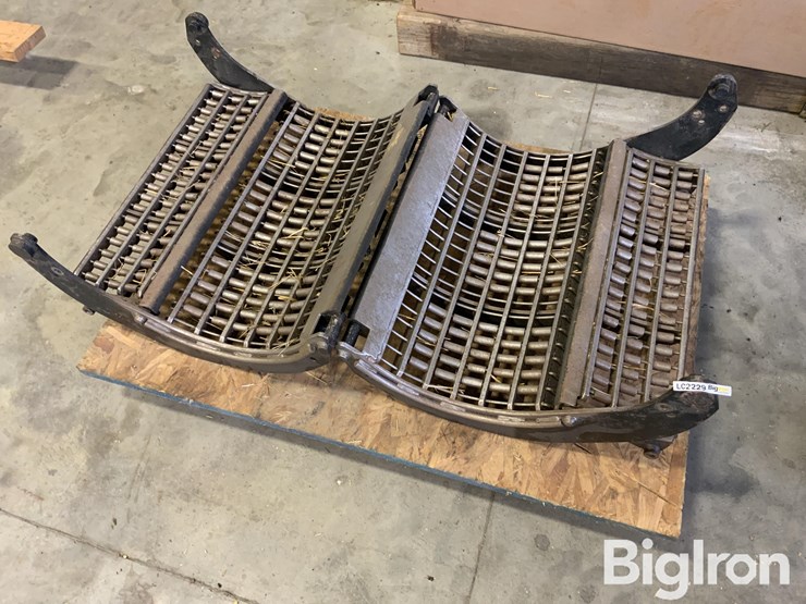 new-holland-cr7090-image-1