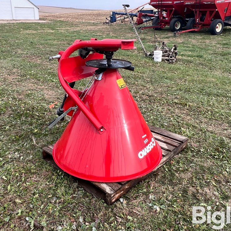 Cosmo 500 3-Pt Spreader