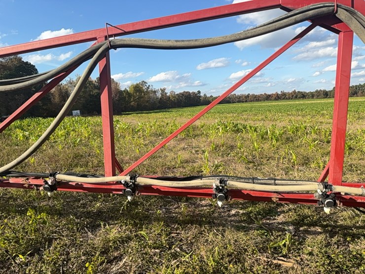 case-ih-3185-patriot-sprayer-image-40