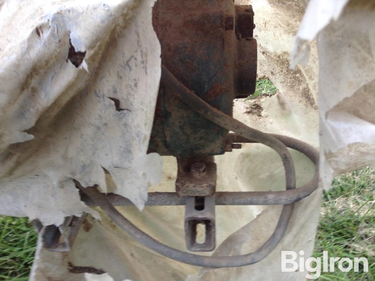 seed-bag-unloader-chute-w/-4"/10'-auger-image-10