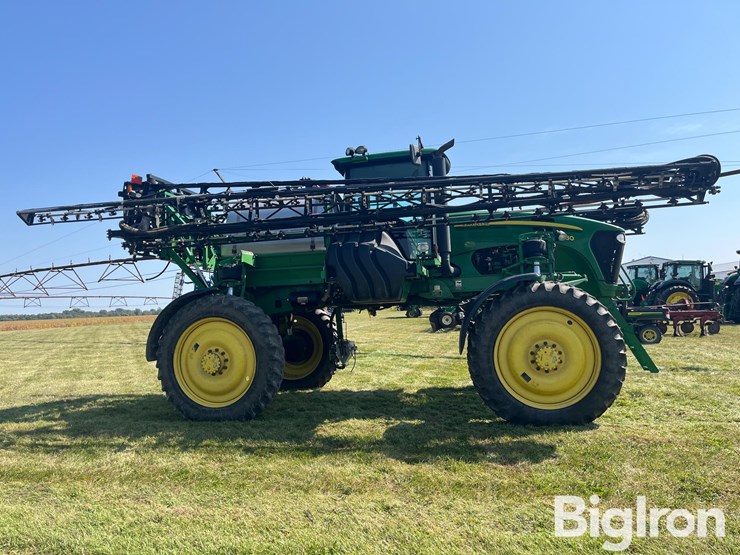 2010-john-deere-4730-image-4