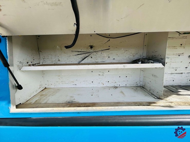 2013-ford-f150-xl-image-45