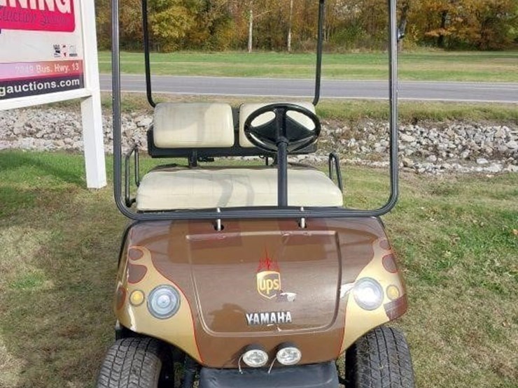 yamaha-gas-golf-cart-image-2