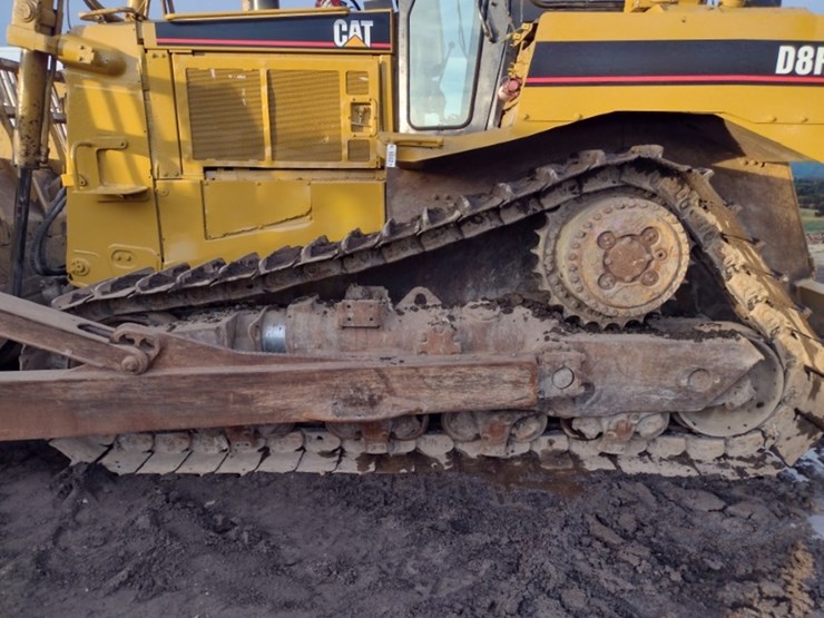 caterpillar-d8r-image-32