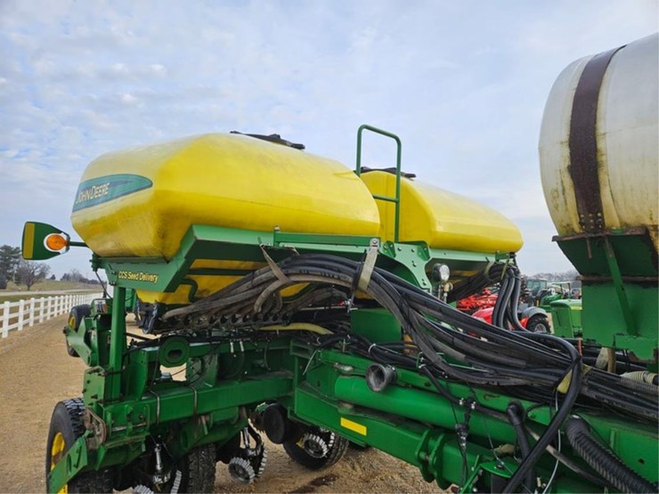 john-deere-1770nt-image-26