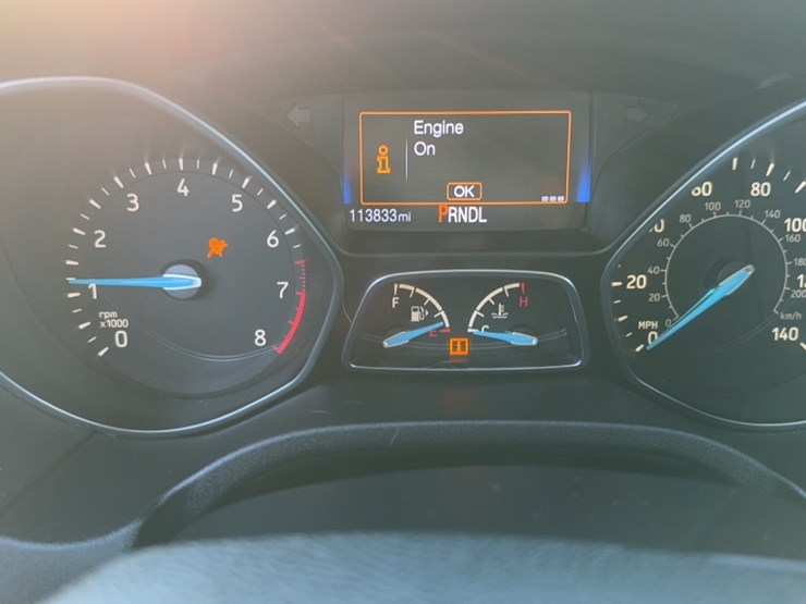 #3008-•-2015-ford-focus-car-image-17