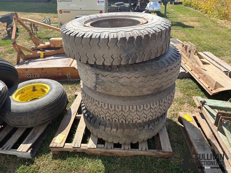 10.00-20-tires-image-7