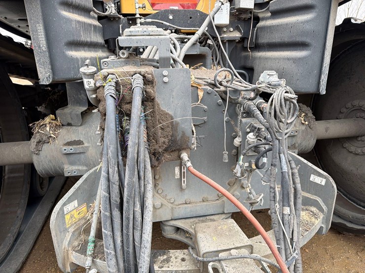 2016-challenger-mt875e-image-15