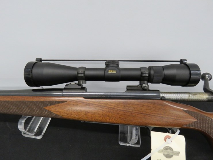 winchester-model-70-classic-sporter-25-06-bolt-action-rifle-image-2
