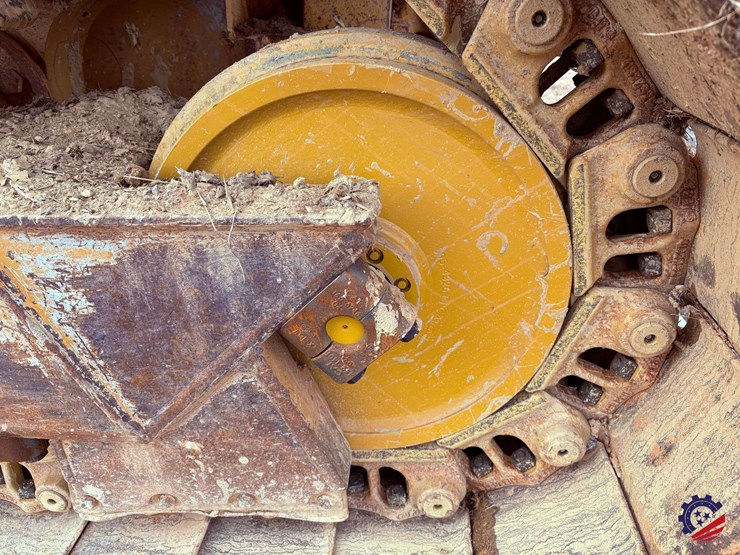 2019-caterpillar-d6t-xw-image-31