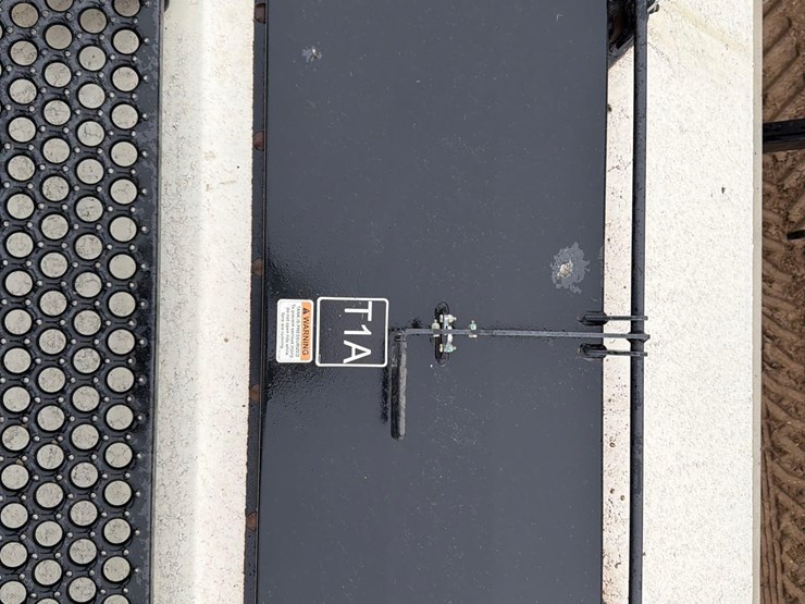 2016-bourgault-3320-66-image-64