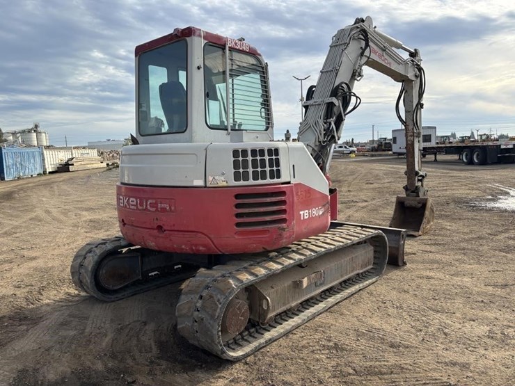 2012-takeuchi-tb180fr-image-3