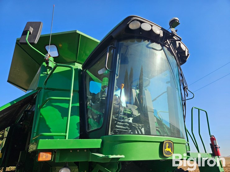 2010-john-deere-9570-sts-image-10