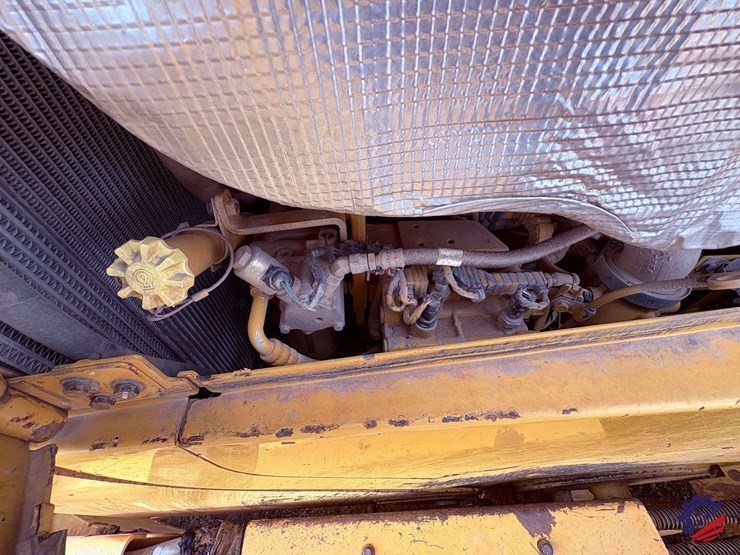 2019-caterpillar-d6t-xw-image-99