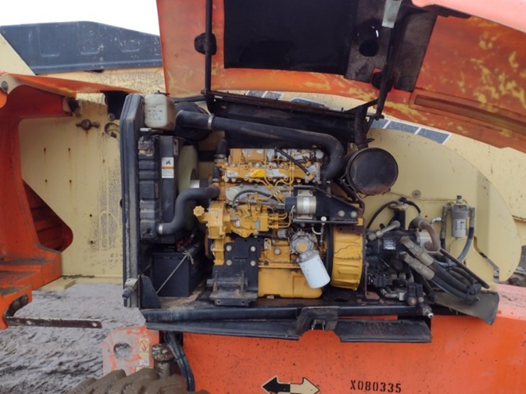 8-jlg-600s-image-9