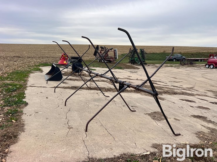 new-holland-98c-image-5