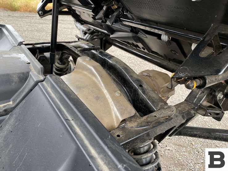 2020-honda-pioneer-700-image-18