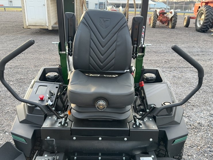 #3074-•-yakta-yxr-910-zero-turn-lawn-mower-image-6