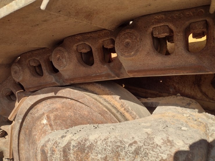 2004-caterpillar-d6r-xl-image-36