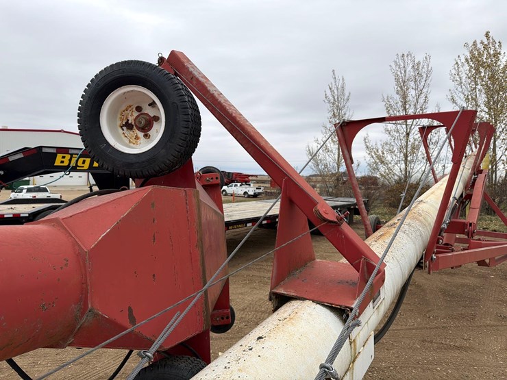 feterl-w1292-auger-image-12