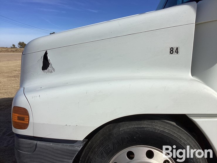 2004-caterpillar-c12-image-11