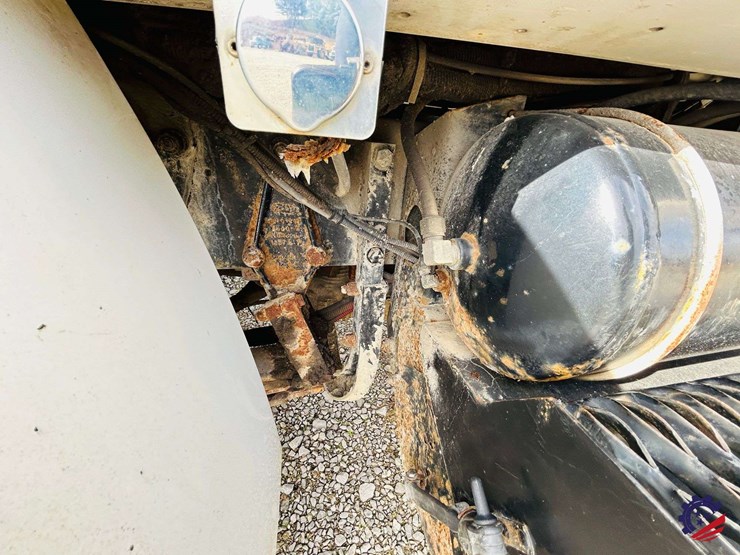 2007-peterbilt-340-image-19