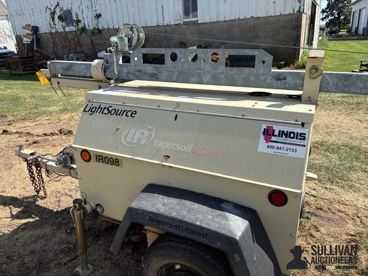 2007-ingersoll-rand-light-tower-image-12