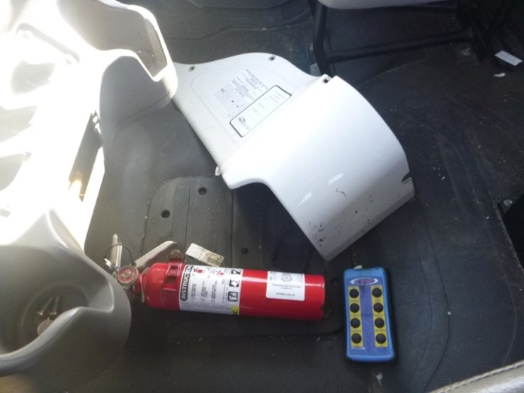 freightliner-m2-106-image-14