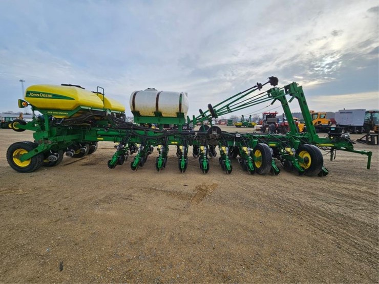 john-deere-1770nt-image-6