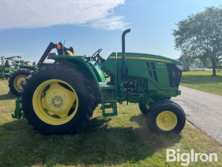 2013-john-deere-6115d-image-4