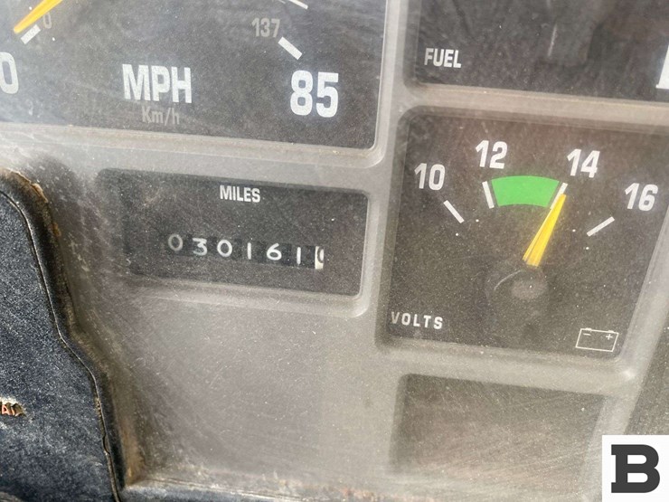 1992-international-4900-image-52