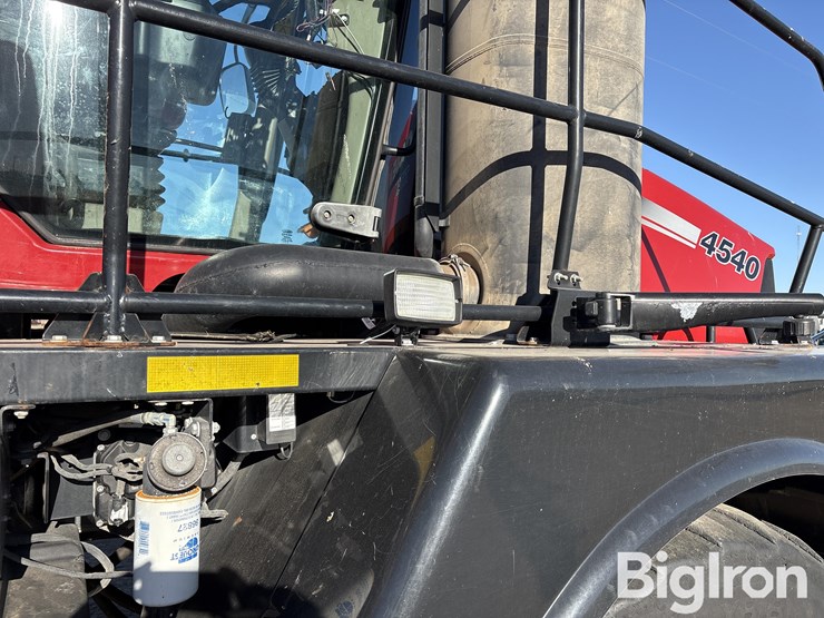 2016-case-ih-titan-4540-image-11