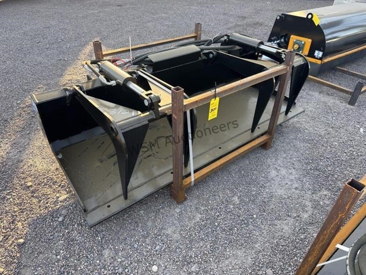 2025-giyi-pg72-plate-grapple-for-skid-steer-image-1