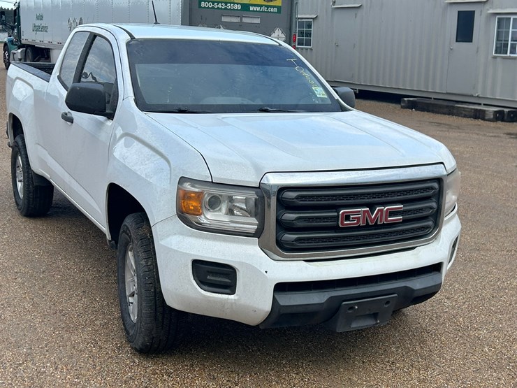 2018-gmc-canyon-image-5