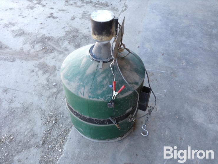 12v-seeder/spreader-image-6