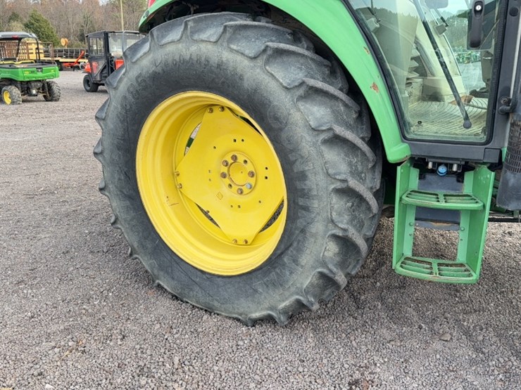 john-deere-6330-image-7