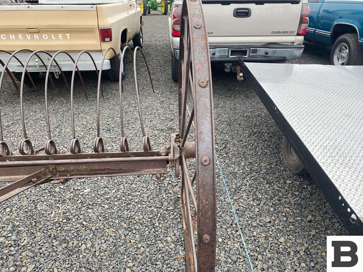 vintage-8'-hay-buck-rake-image-10
