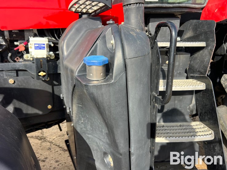 case-ih-315-magnum-mfwd-tractor-image-13