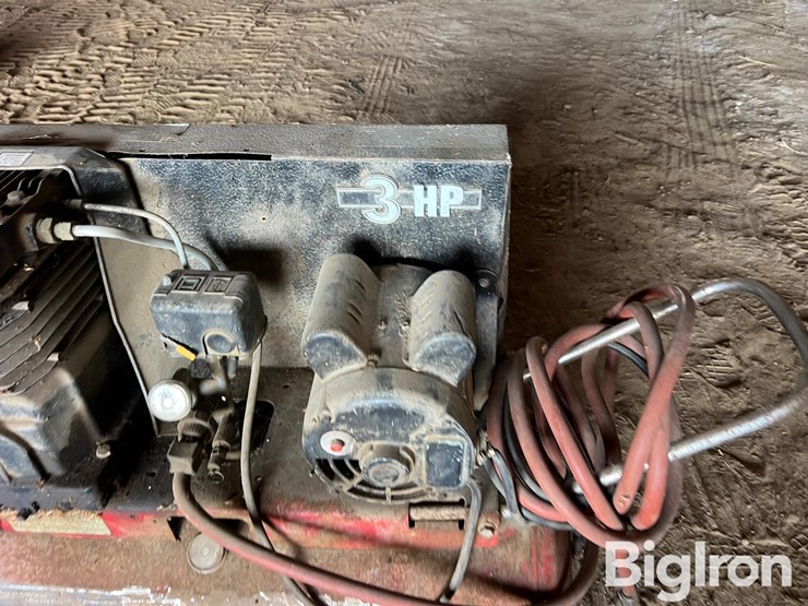 magna-force-air-compressor-image-11